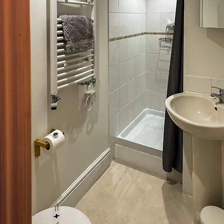 Treasure Cove-uk48780 * 휫비